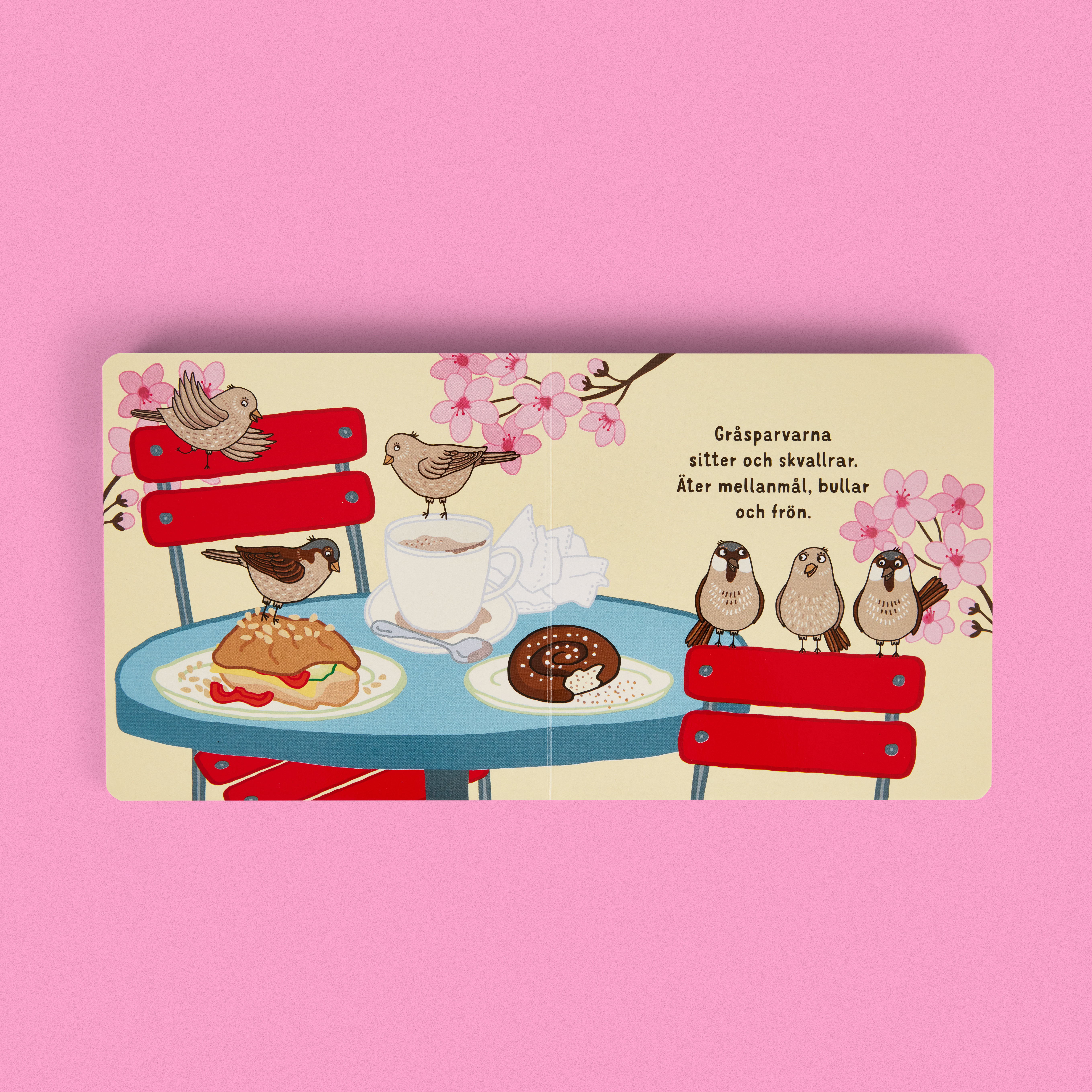 djuren_i_staden_angle4 - smaller book.jpg